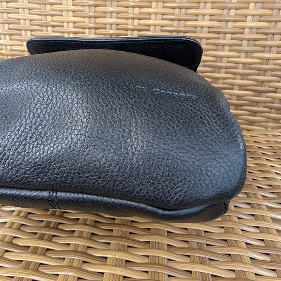 Jack Georges Voyager Black Pebbled Leather Crossbody Shoulder Bag - Picture 8 of 13